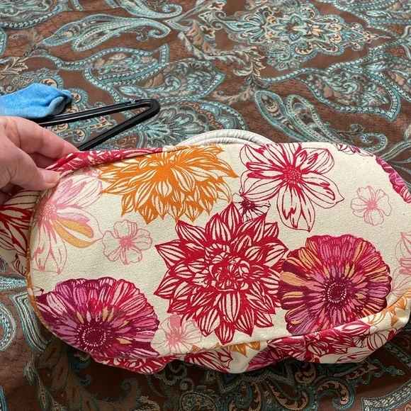 Women of Faith Floral Tote Bag with Pink and Orange Flowers - Picture 4 of 9